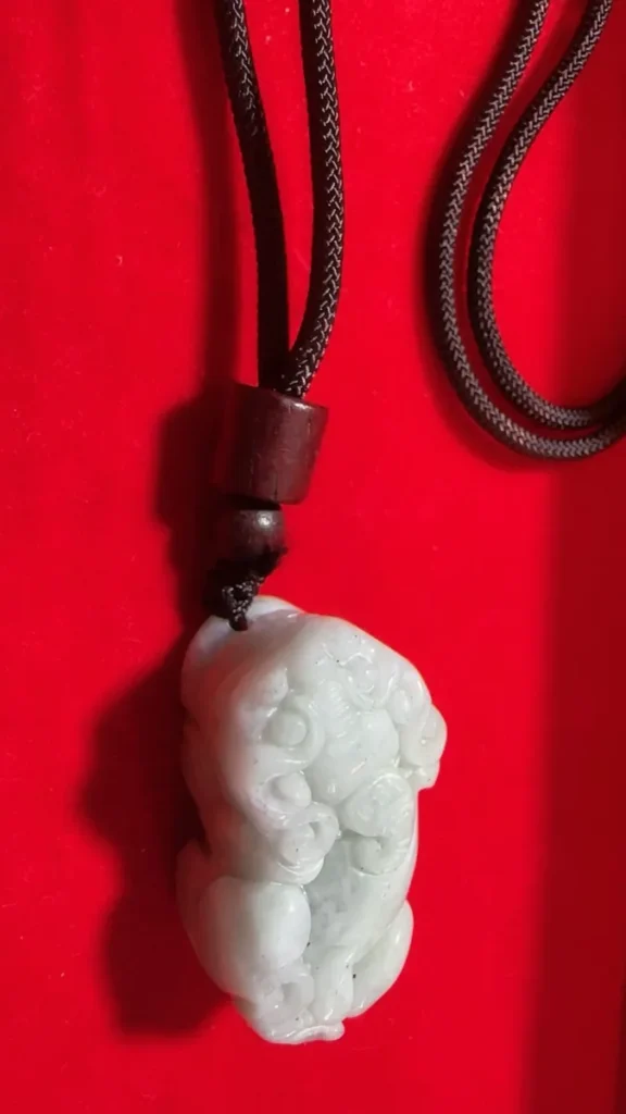 Green Jade Pixiu Pendant